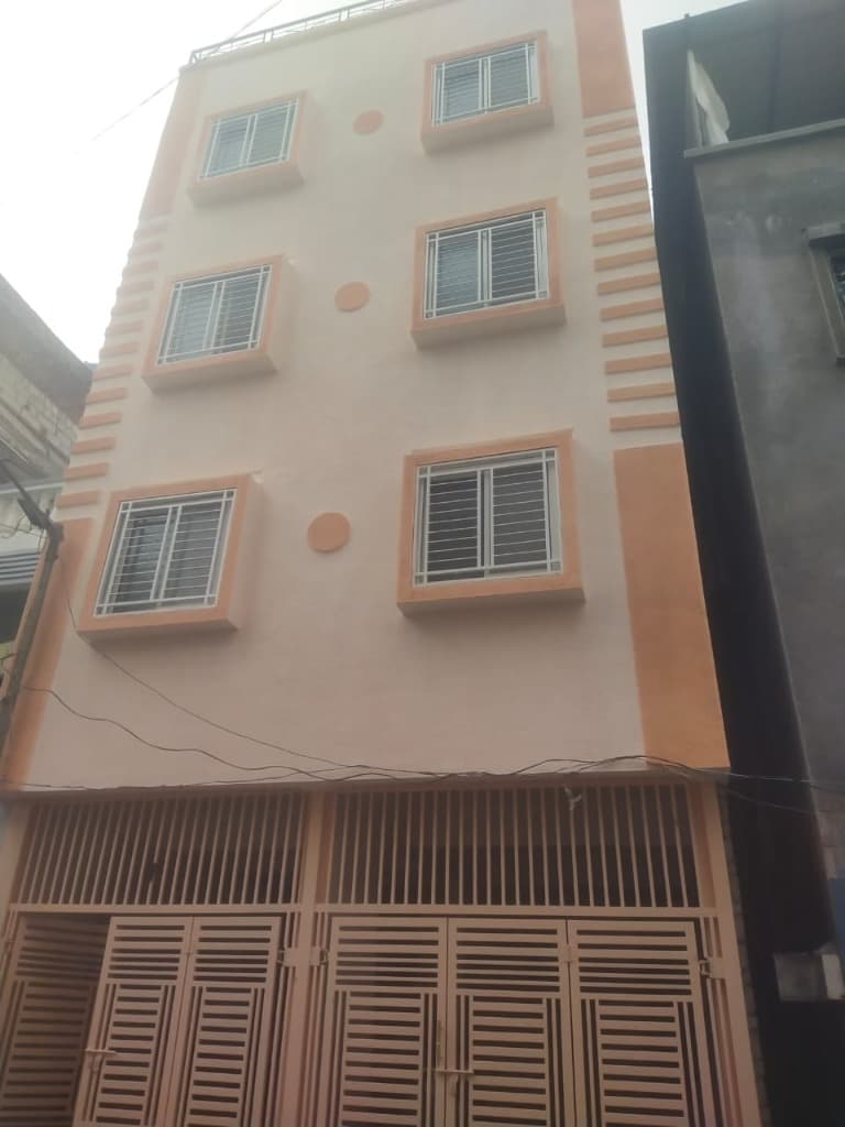 Shree Mauli Hostel Exterior